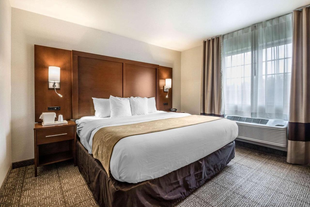 Comfort Suites At Par 4 Resort Waupaca Экстерьер фото